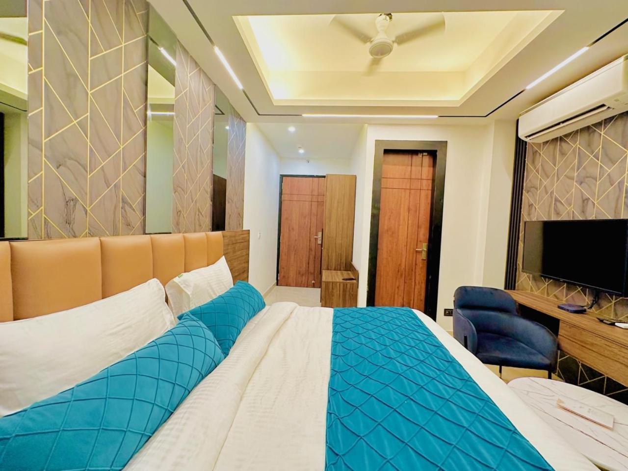 Hotel Hsp Plaza Нью-Делі Екстер'єр фото