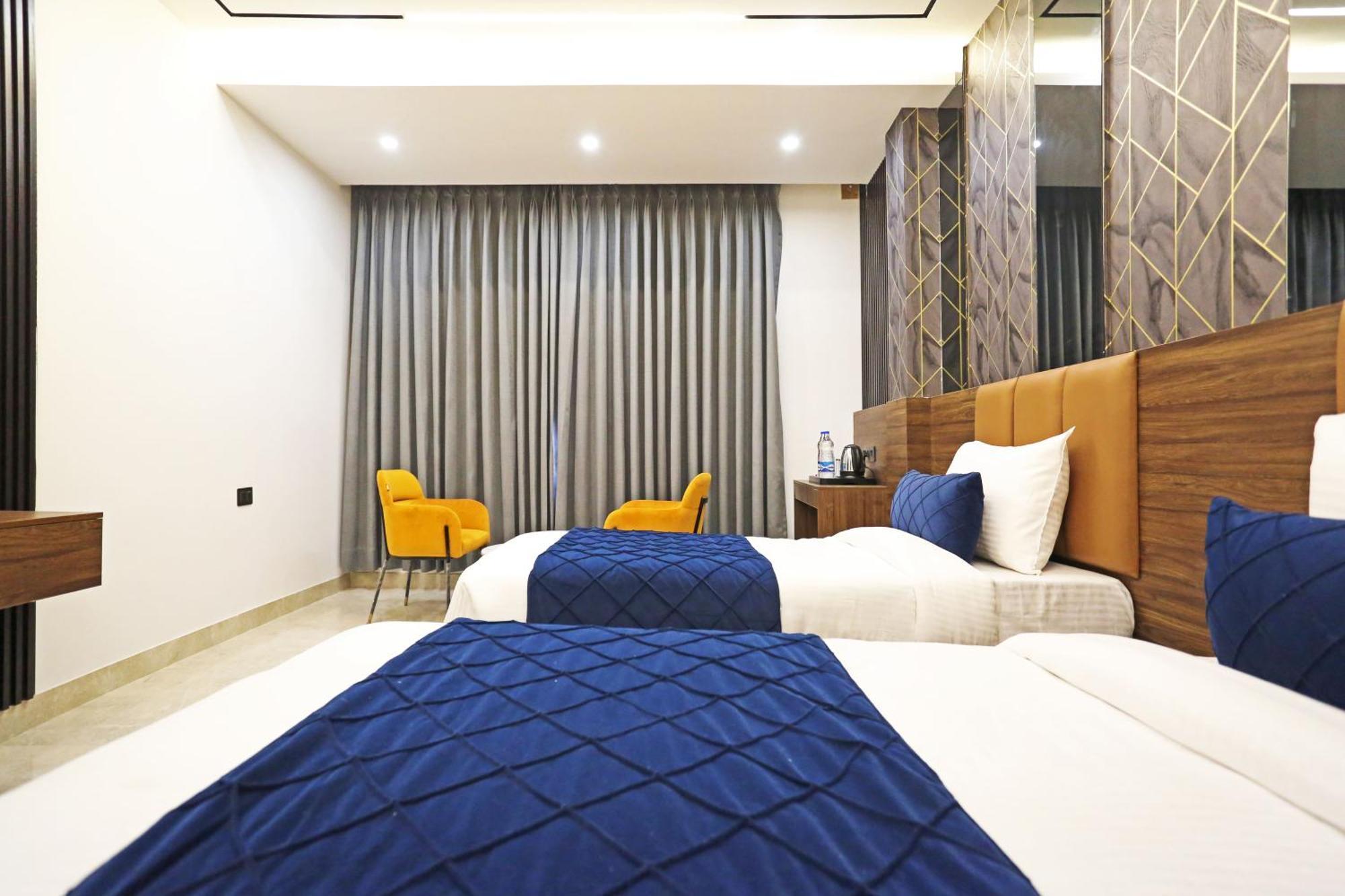 Hotel Hsp Plaza Нью-Делі Екстер'єр фото