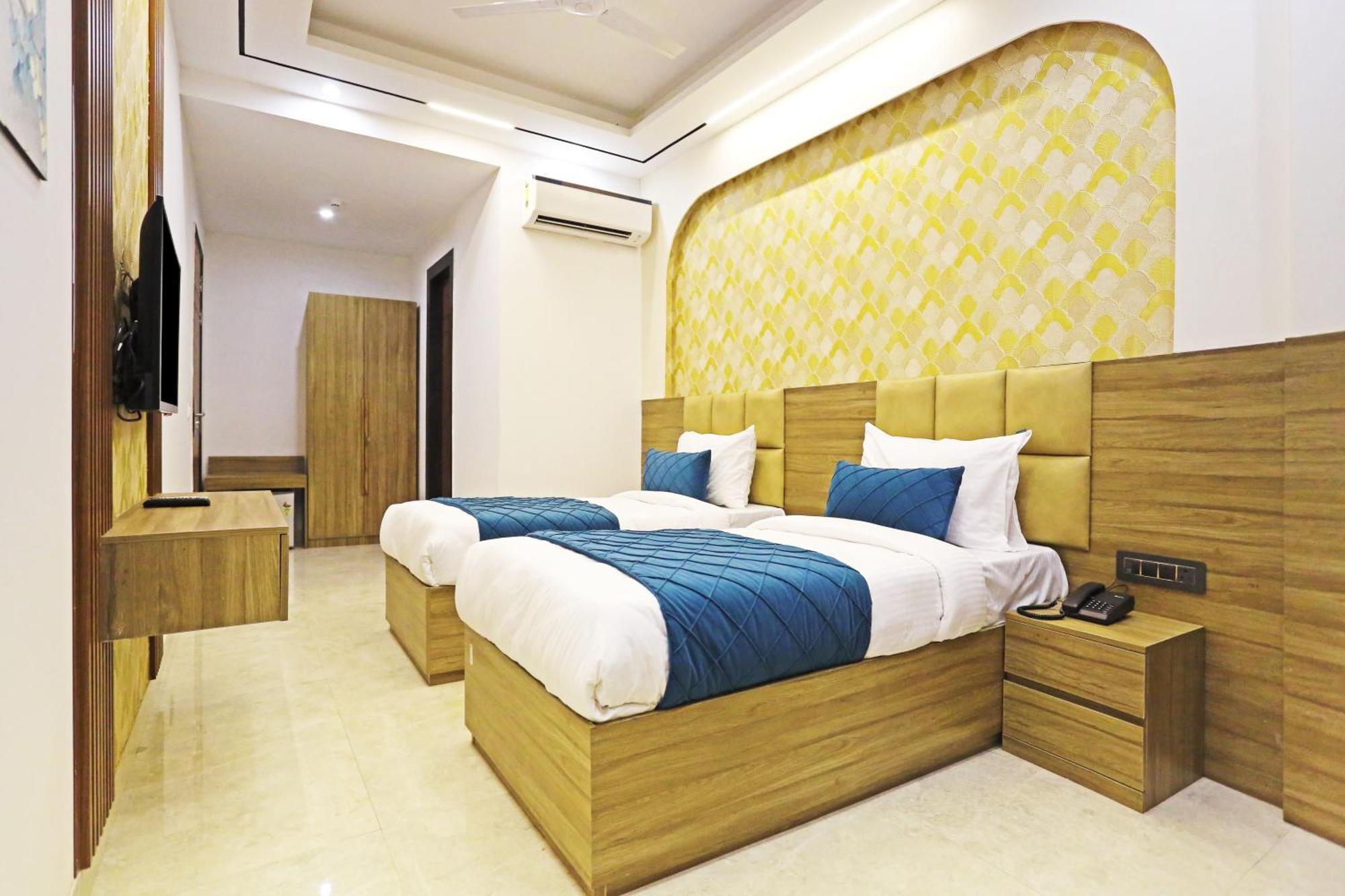 Hotel Hsp Plaza Нью-Делі Екстер'єр фото
